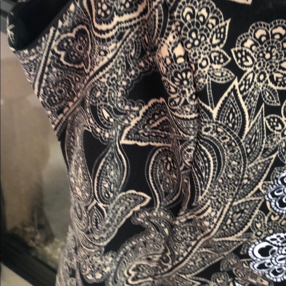 Dress - Picture 7 of 7